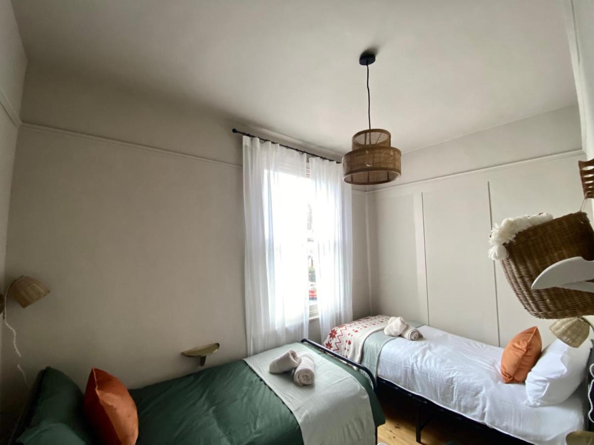 Stylish Apt London Excel Olympic Close To Station Apartment Exterior photo